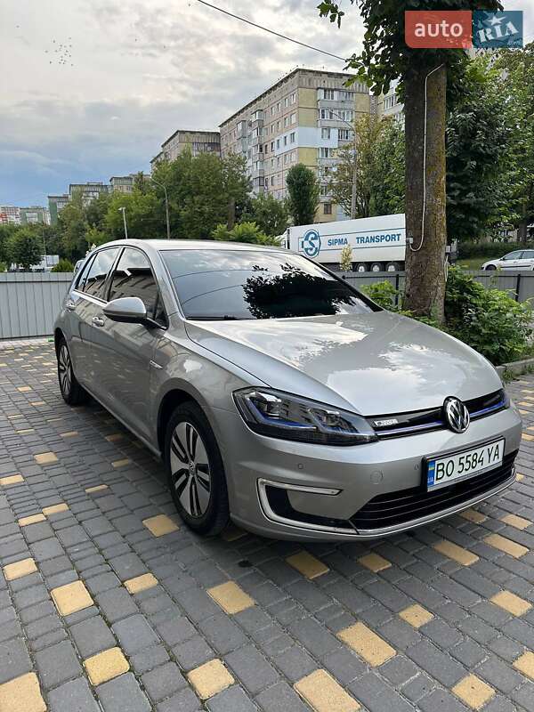 Volkswagen Golf (2018)