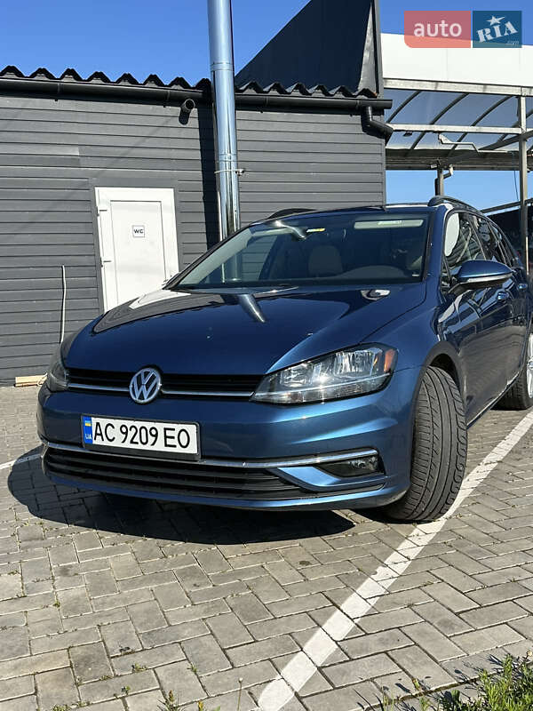 Volkswagen Golf (2019)