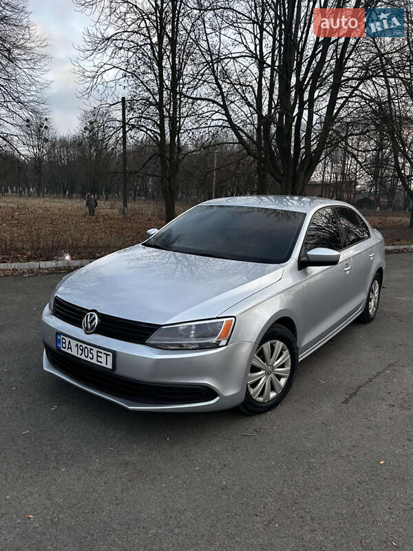 Volkswagen Jetta (2014)