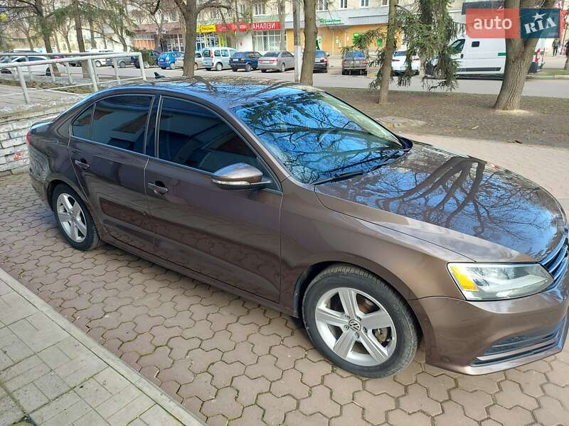 Volkswagen Jetta (2014)