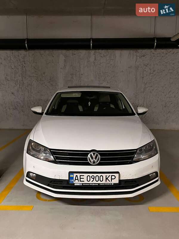 Volkswagen Jetta (2016)