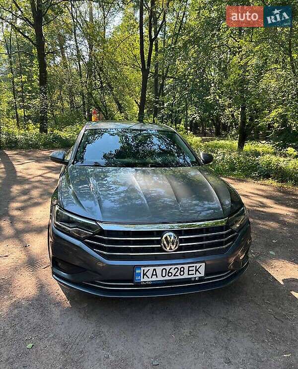 Volkswagen Jetta (2019)