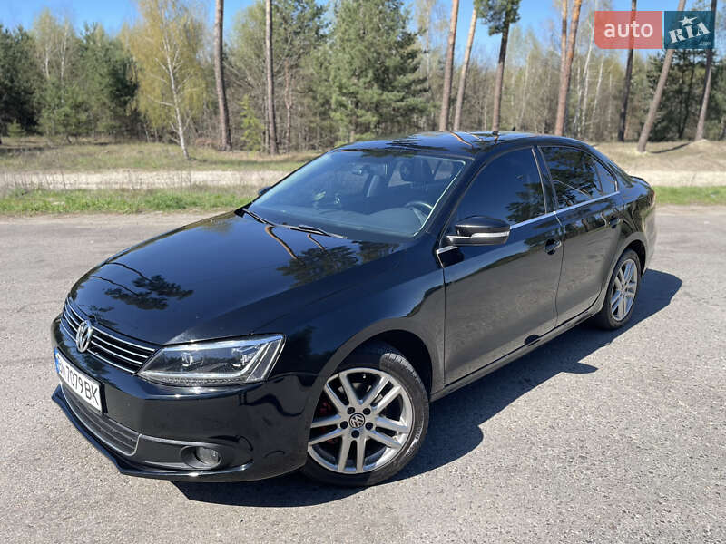 Volkswagen Jetta (2012)