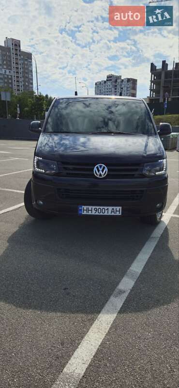 Volkswagen Multivan (2013)