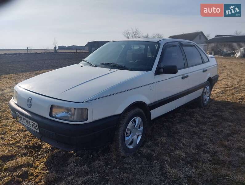 Volkswagen Passat (1991)