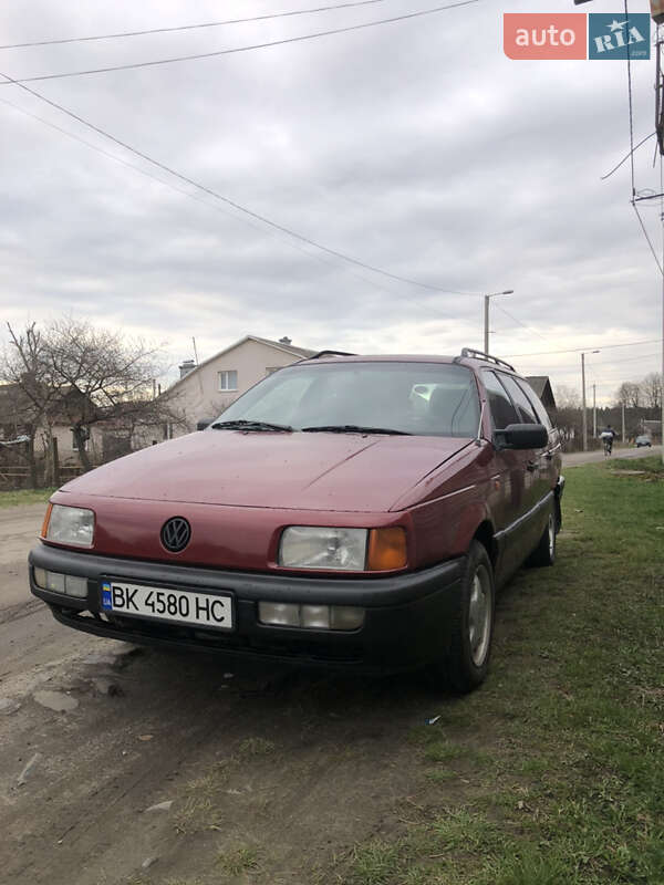 Volkswagen Passat (1989)