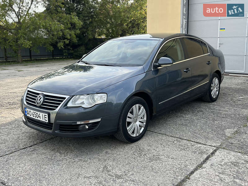 Volkswagen Passat (2010)