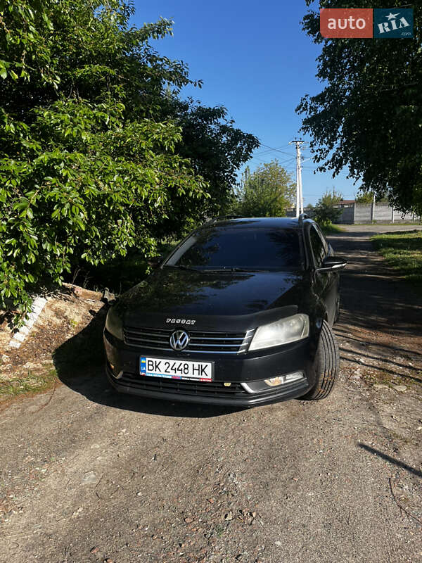 Volkswagen Passat (2011)