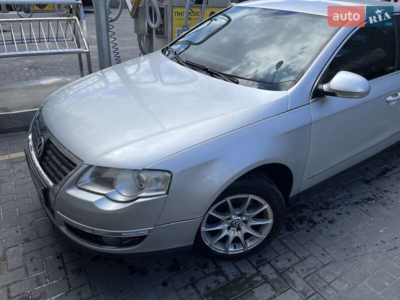 Volkswagen Passat (2008)