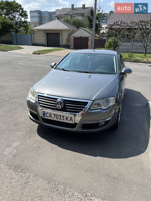 Volkswagen Passat (2005)