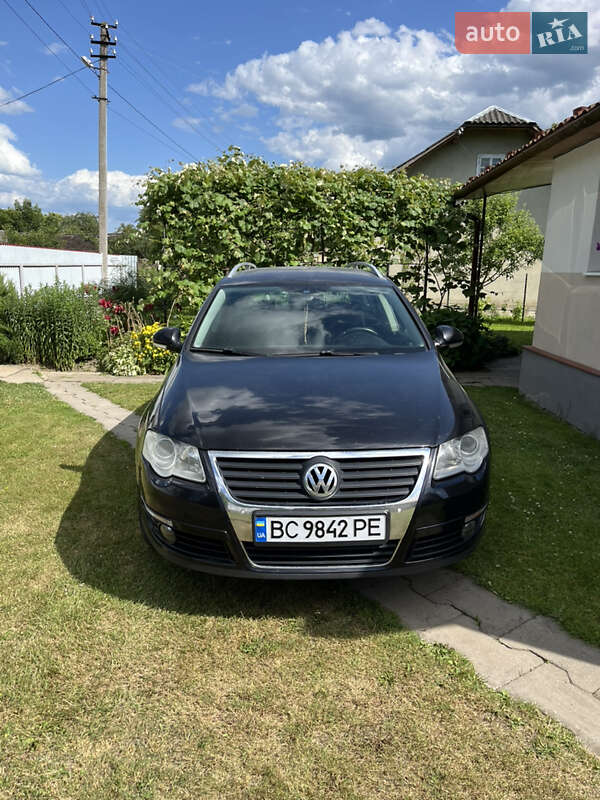 Volkswagen Passat (2010)