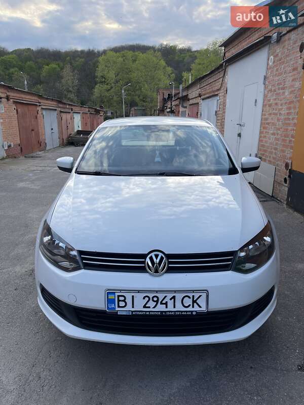 Volkswagen Polo (2015)