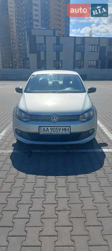 Volkswagen Polo (2012)