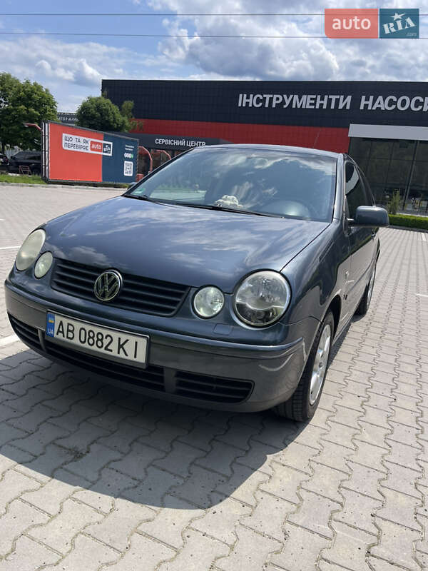 Volkswagen Polo (2004)