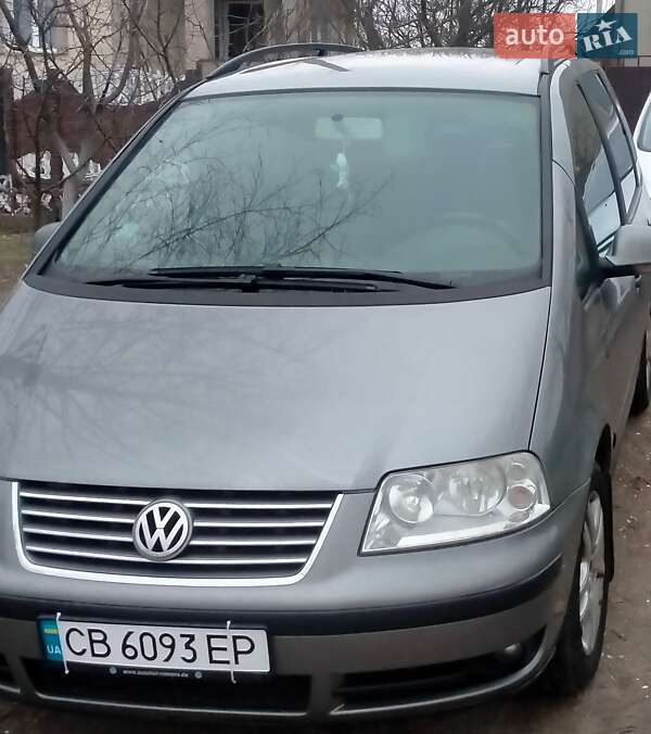 Volkswagen Sharan (2004)