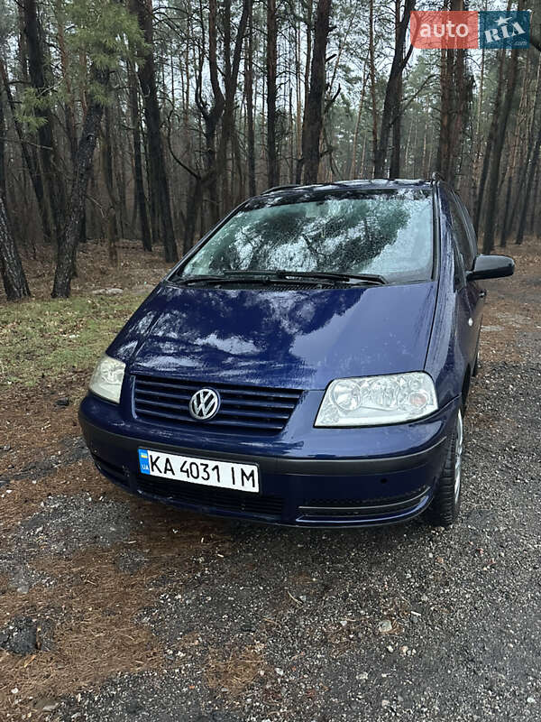 Volkswagen Sharan (2002)