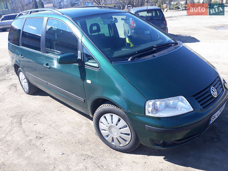 Volkswagen Sharan (2003)