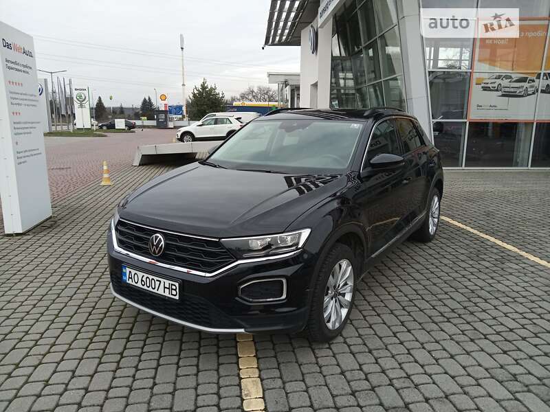 Volkswagen T-roc (2021)