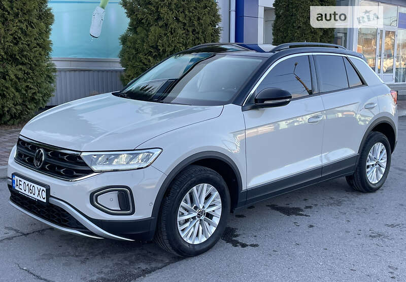 Volkswagen T-roc (2023)