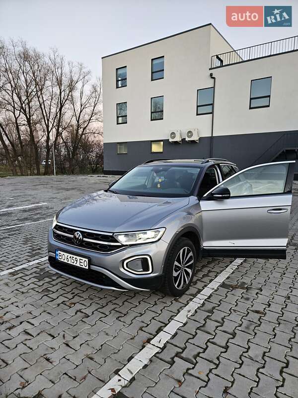 Volkswagen T-roc (2023)