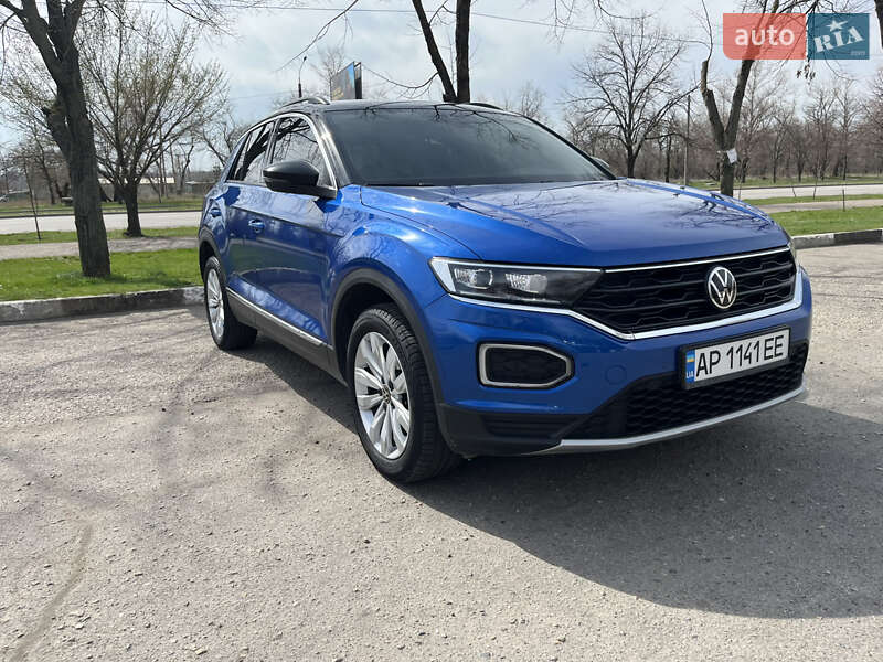 Volkswagen T-roc (2021)