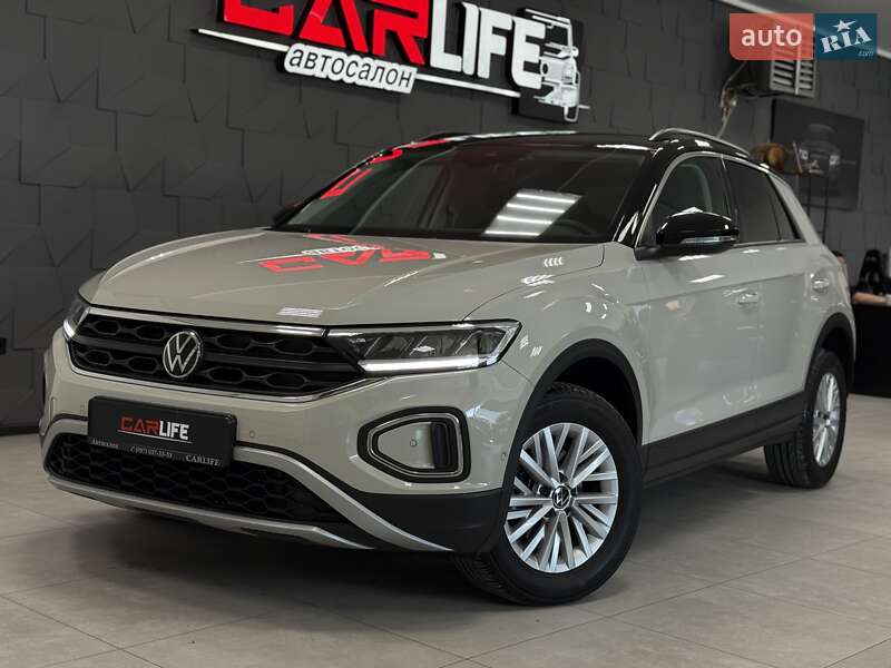 Volkswagen T-roc (2023)