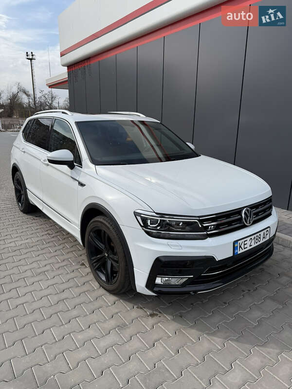 Volkswagen Tiguan allspace (2018)