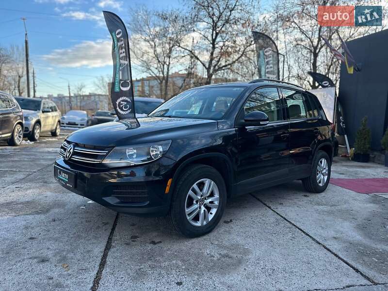 Volkswagen Tiguan (2016)
