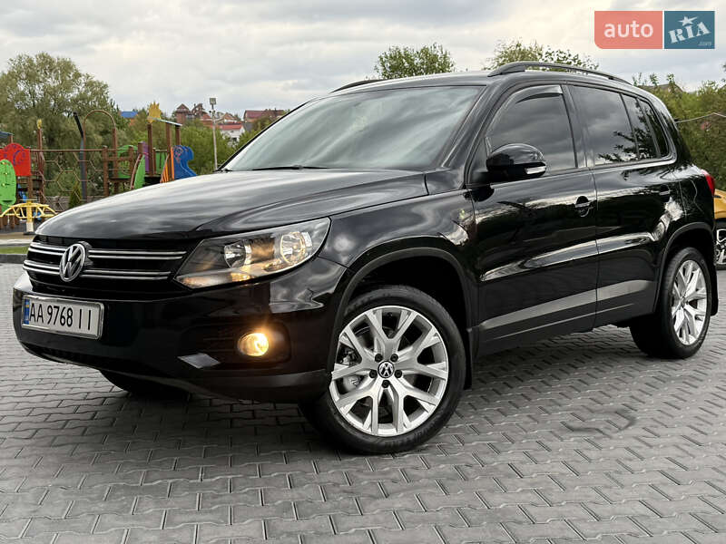 Volkswagen Tiguan (2012)