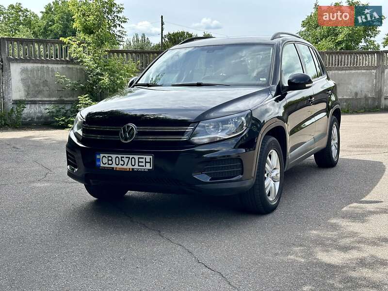 Volkswagen Tiguan (2016)