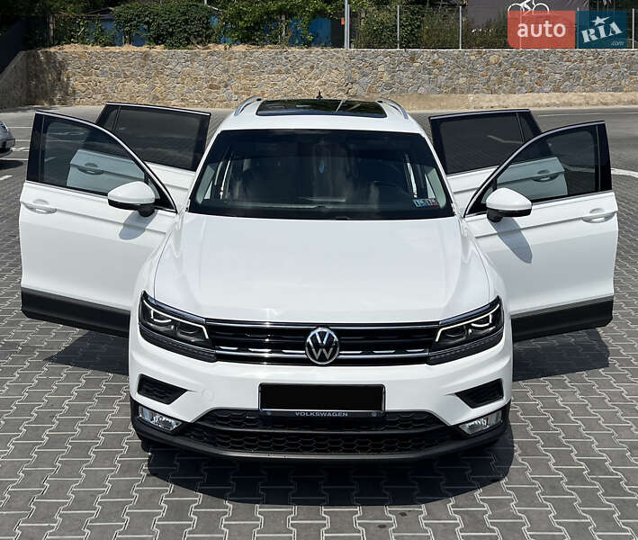 Volkswagen Tiguan (2017)