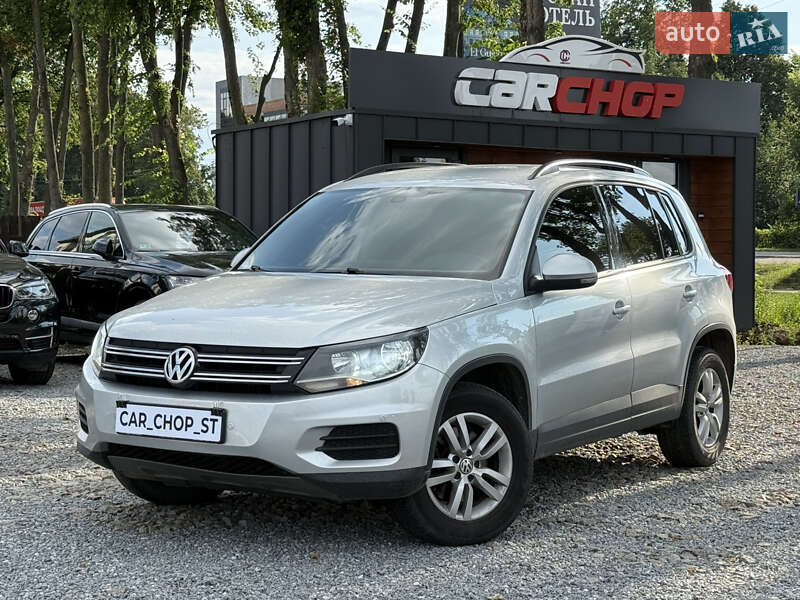 Volkswagen Tiguan (2015)