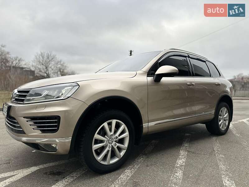 Volkswagen Touareg (2015)