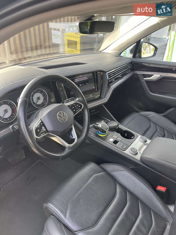 Volkswagen Touareg (2020)