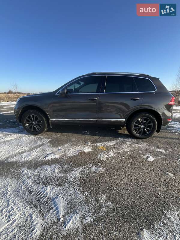 Volkswagen Touareg (2011)