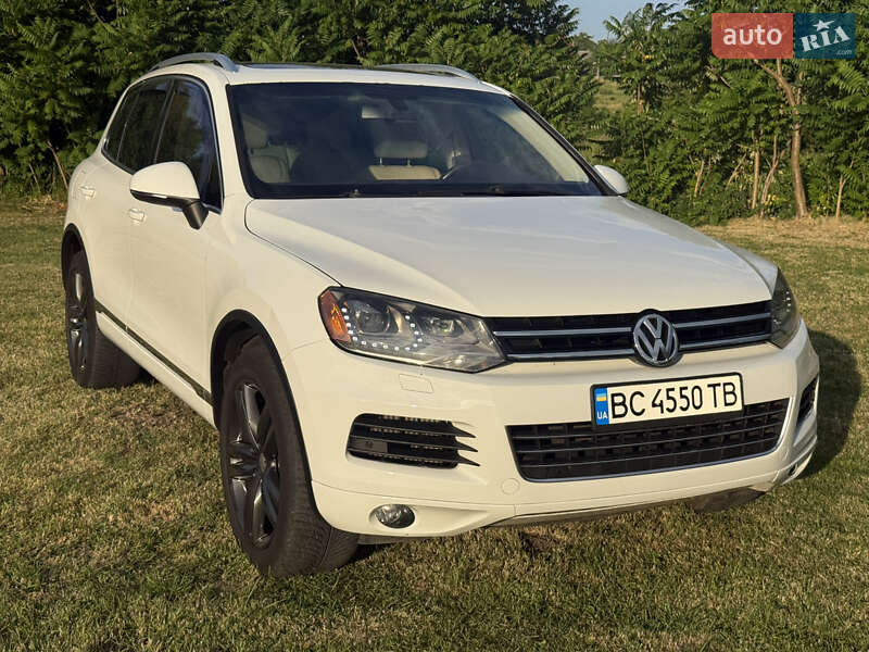 Volkswagen Touareg (2012)