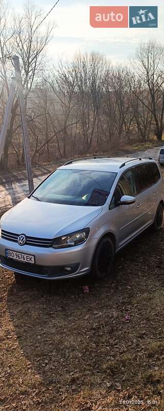 Volkswagen Touran (2011)