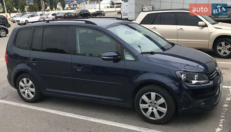 Volkswagen Touran (2015)