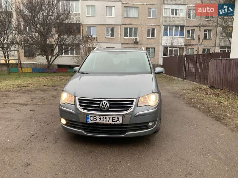 Volkswagen Touran (2009)