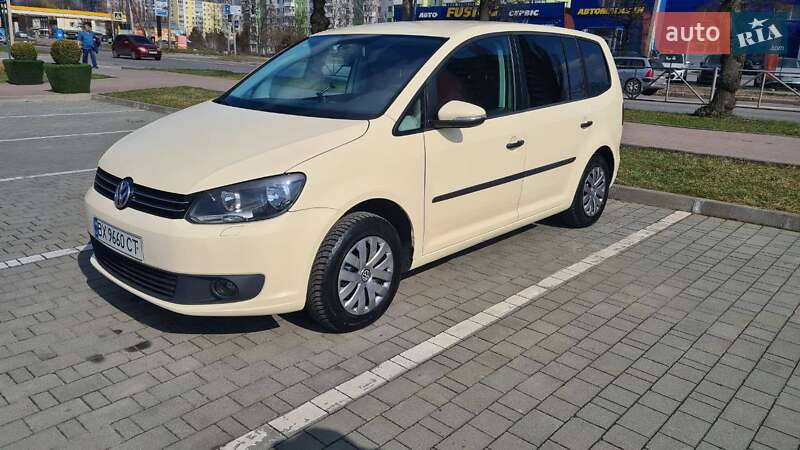 Volkswagen Touran (2014)