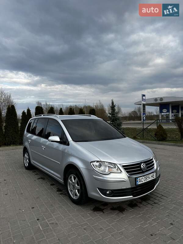 Volkswagen Touran (2007)