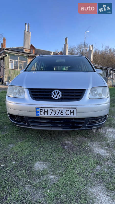 Volkswagen Touran (2005)