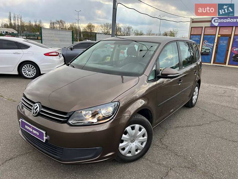 Volkswagen Touran (2014)