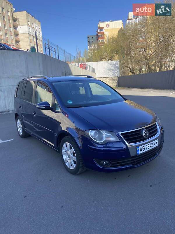 Volkswagen Touran (2009)