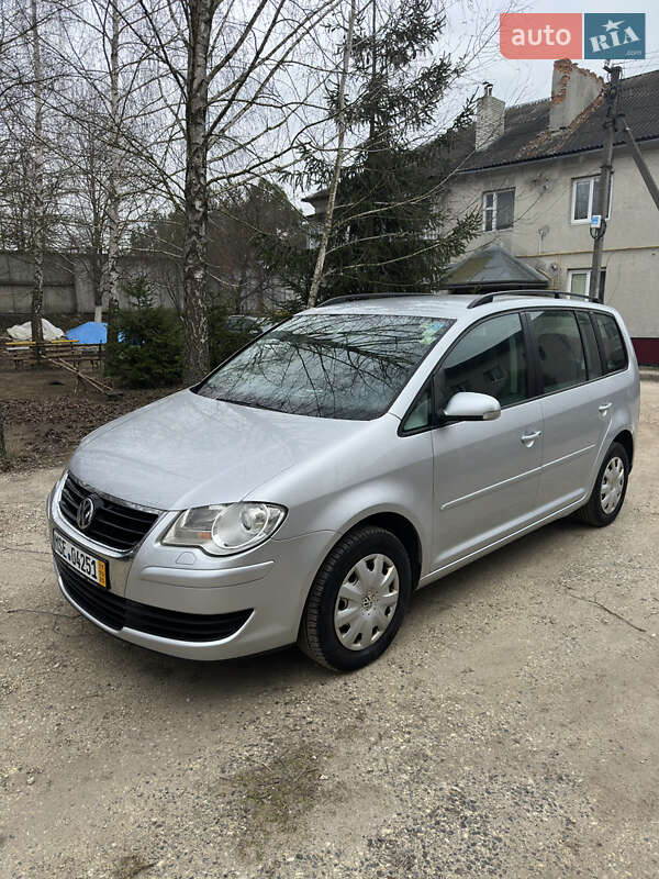 Volkswagen Touran (2007)