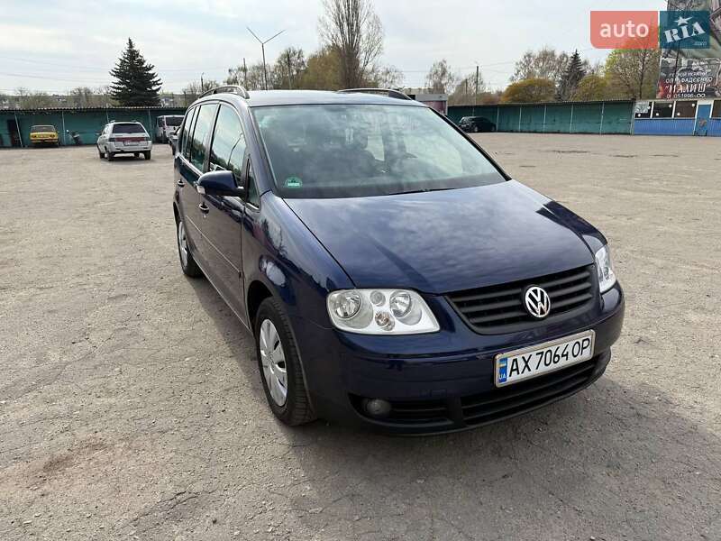 Volkswagen Touran (2004)