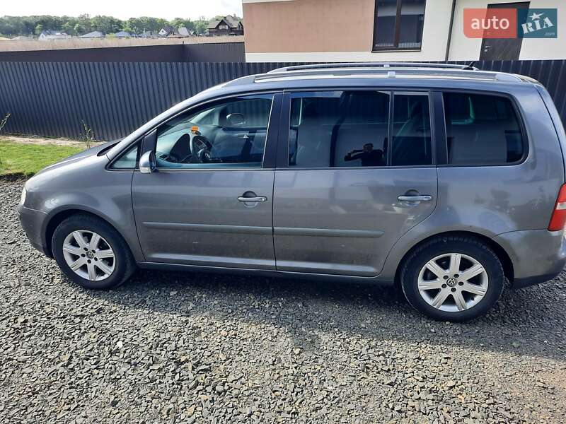Volkswagen Touran (2006)