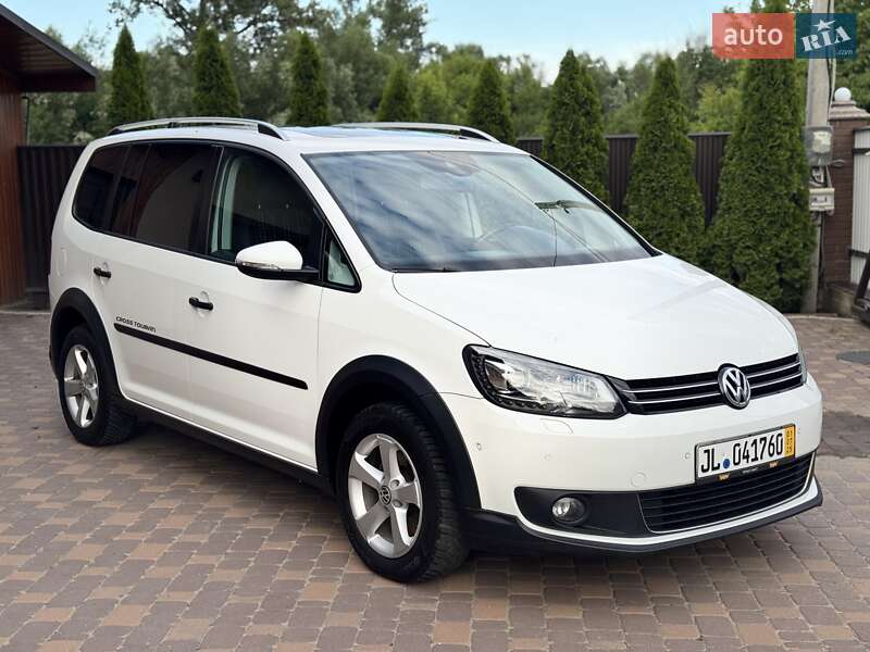 Volkswagen Touran (2011)