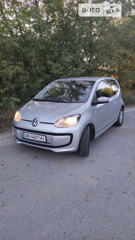 Volkswagen Up (2015)