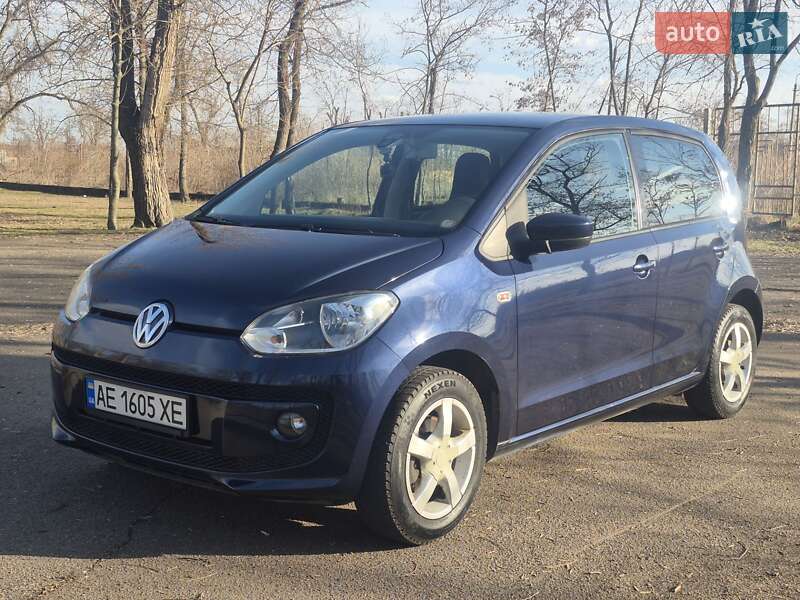Volkswagen Up (2013)